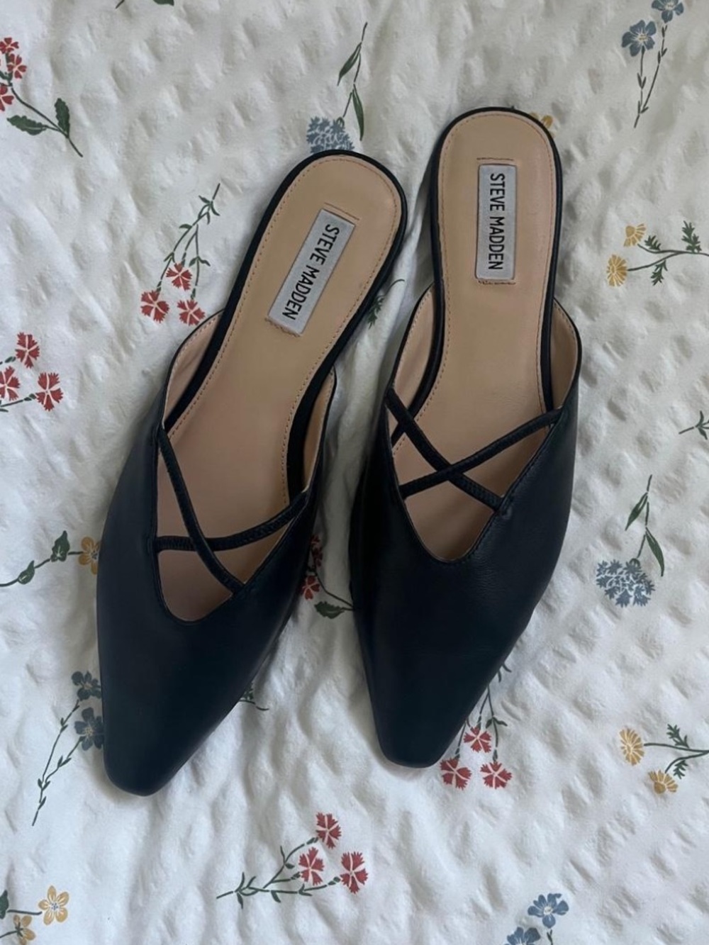 Steve Madden Black Pointed Crisscross Slip-On Mules